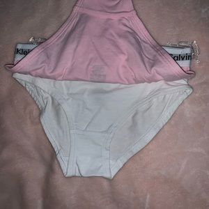Calvin klein pack of 2 panties white‎ pink age 6/7